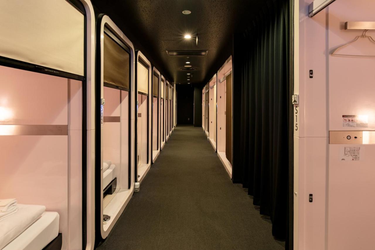 First Class Cabin Male Only